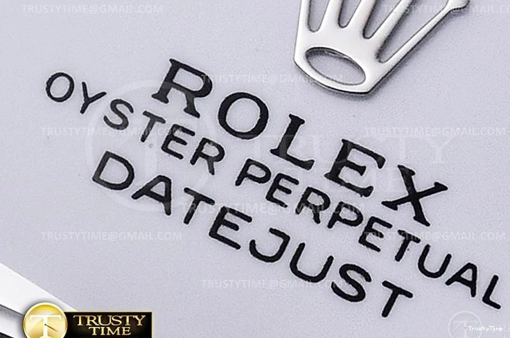 1019 RDD0224F – DayDate 36mm Vibrant 705